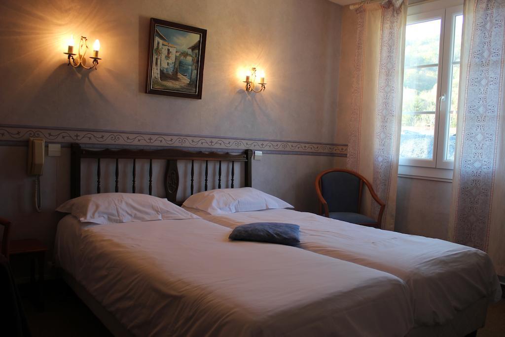 Logis Hotel Les Cimes Argeles-Gazost Exterior photo