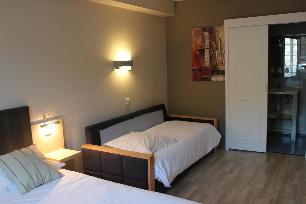 Logis Hotel Les Cimes Argeles-Gazost Room photo