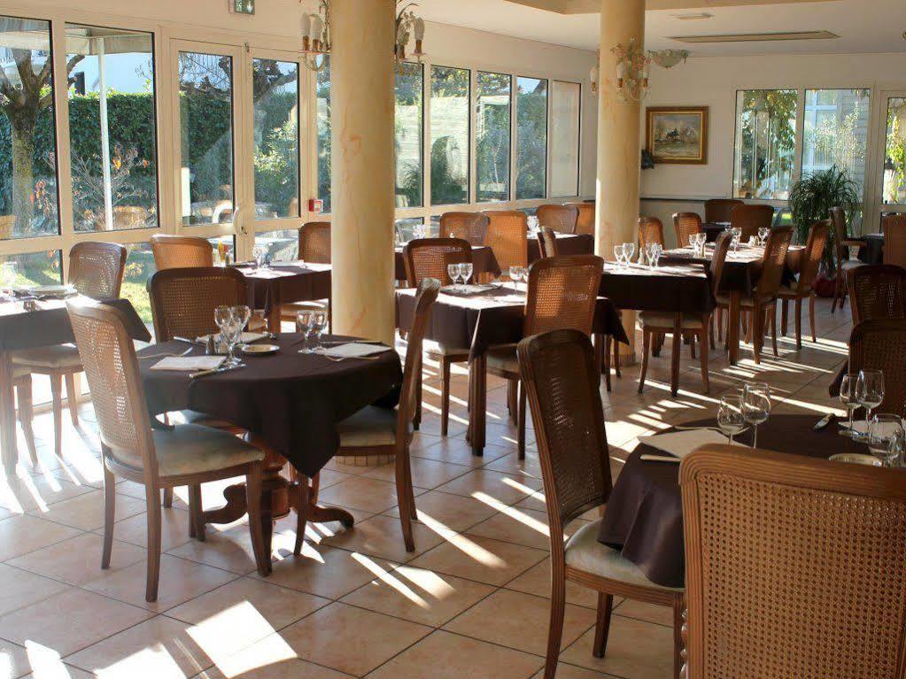 Logis Hotel Les Cimes Argeles-Gazost Exterior photo