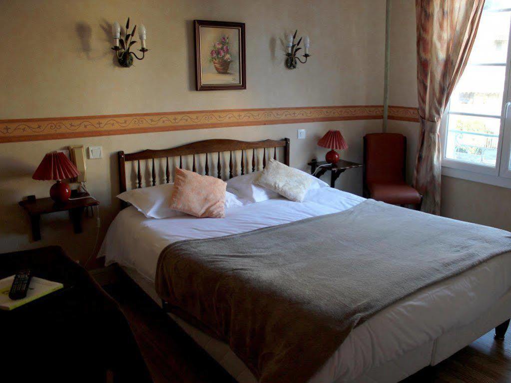Logis Hotel Les Cimes Argeles-Gazost Exterior photo