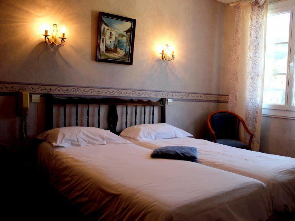 Logis Hotel Les Cimes Argeles-Gazost Exterior photo